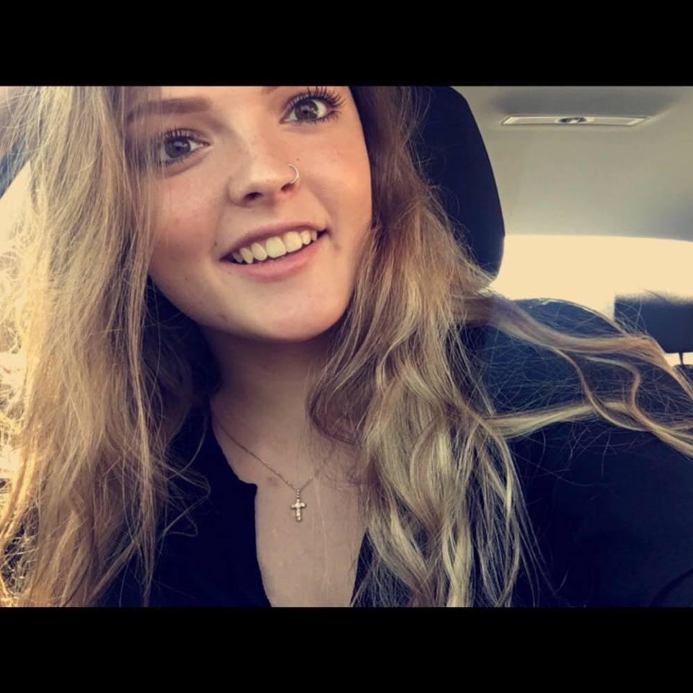 Meet your Posher, Savannah